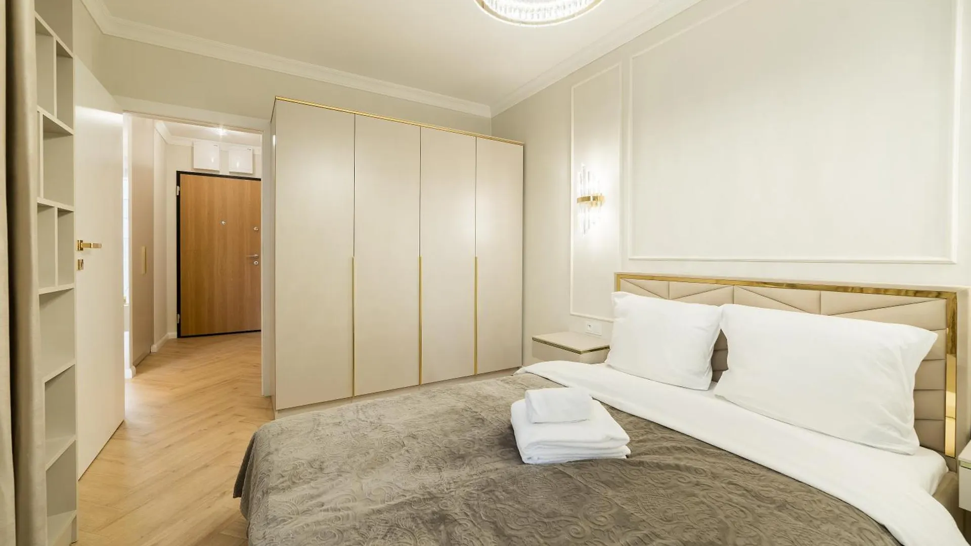 Rynek Jezycki Glamour Apartment ポズナン